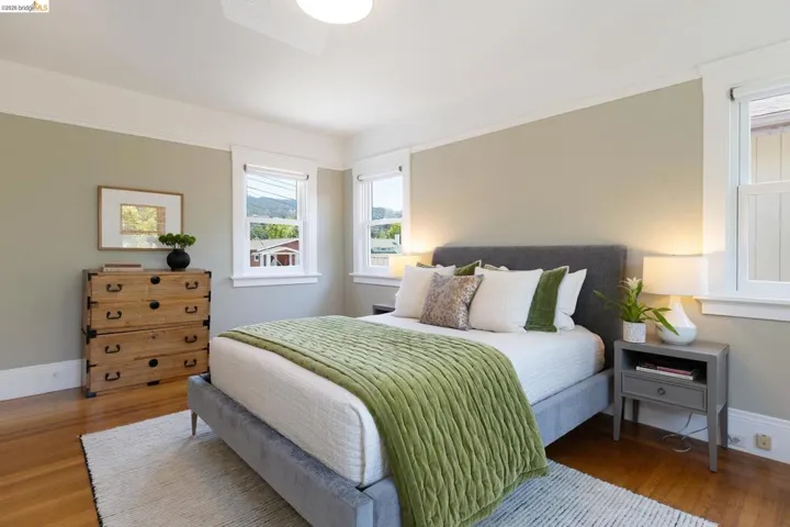 2537 Scenic Avenue, Oakland, California 94602-3024