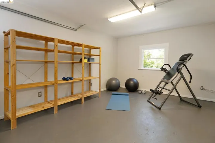 2537 Scenic Avenue, Oakland, California 94602-3024