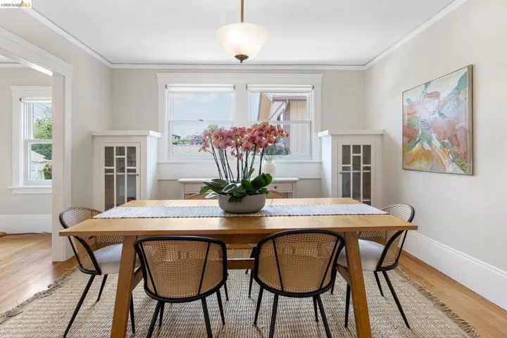 2537 Scenic Avenue, Oakland, California 94602-3024