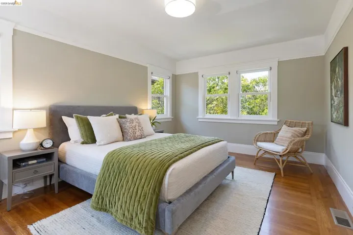 2537 Scenic Avenue, Oakland, California 94602-3024
