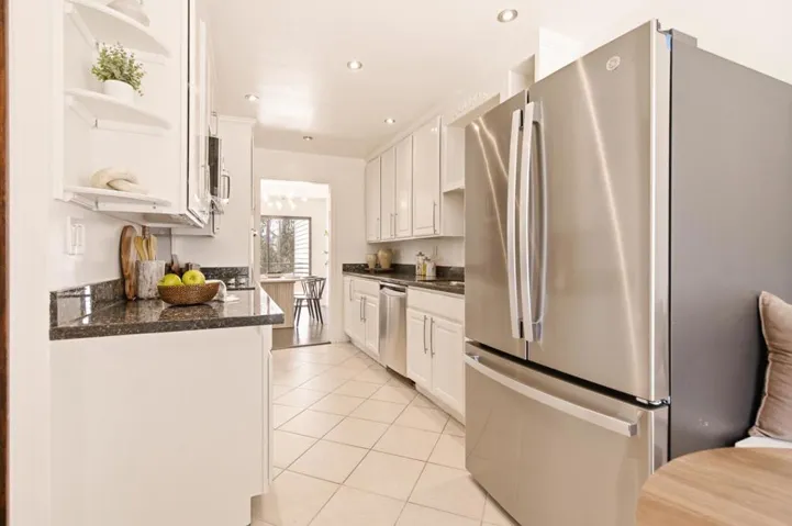39 Appian Way C, South San Francisco, California 94080