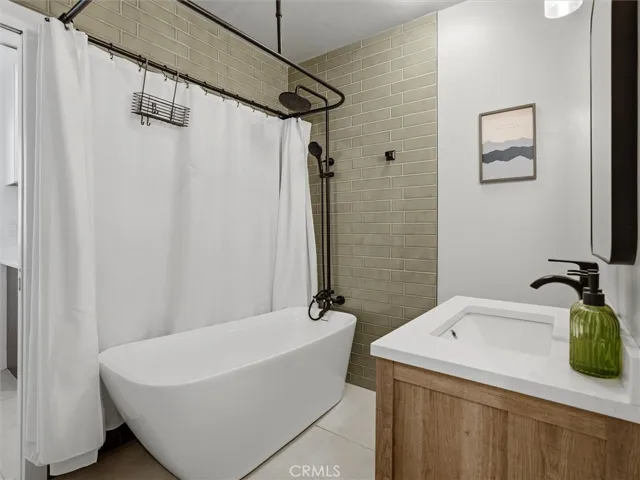 30664 Donald Avenue, Madera, California 93636