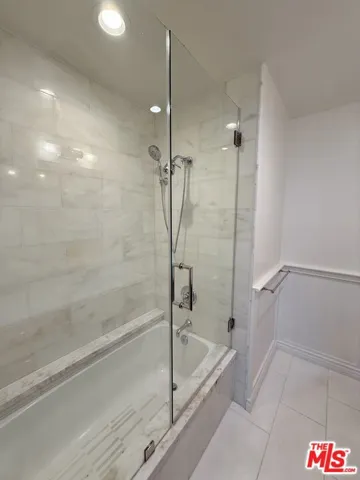 853 Larrabee Street 6, West Hollywood, California 90069