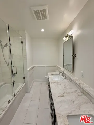 853 Larrabee Street 6, West Hollywood, California 90069