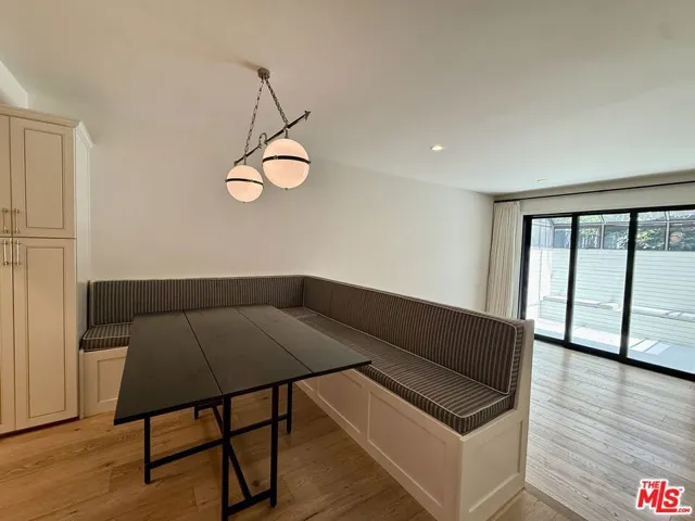 853 Larrabee Street 6, West Hollywood, California 90069