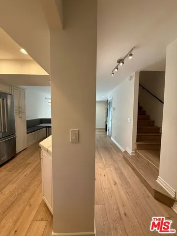 853 Larrabee Street 6, West Hollywood, California 90069