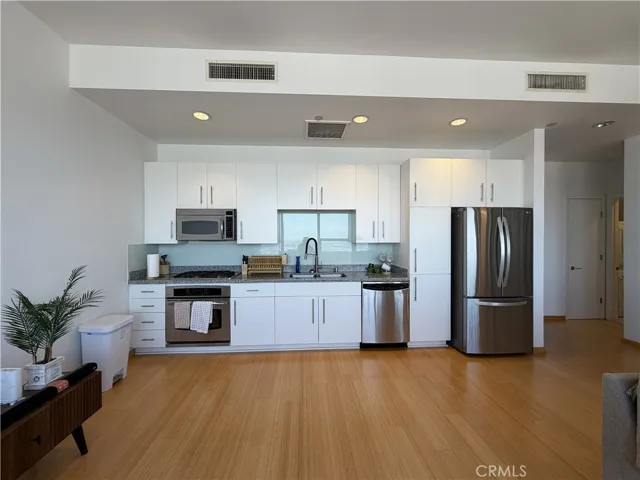 1100 Wilshire 2901, Los Angeles, California 90017