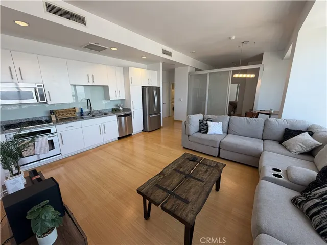 1100 Wilshire 2901, Los Angeles, California 90017