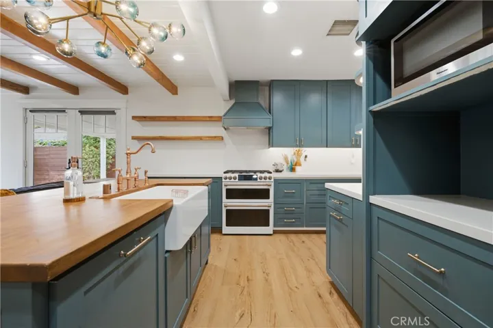 Custom Lighting and a GE Cafe Range/Stove
