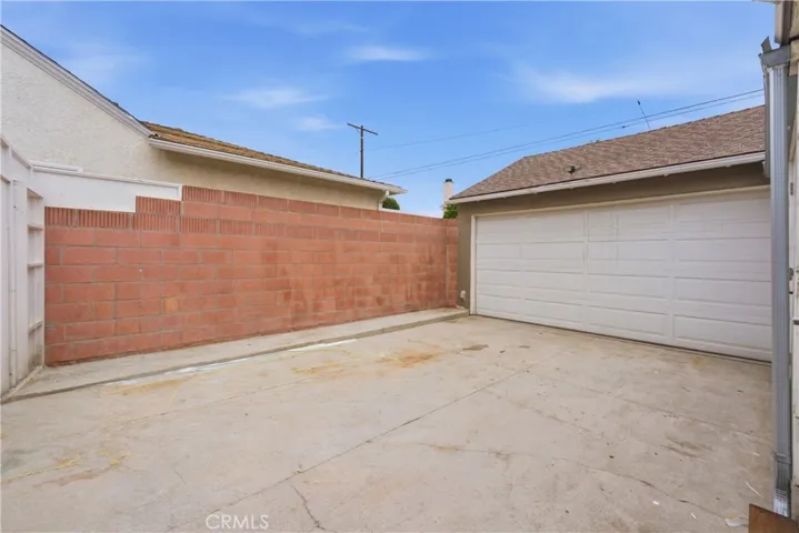 Gated Driveway!