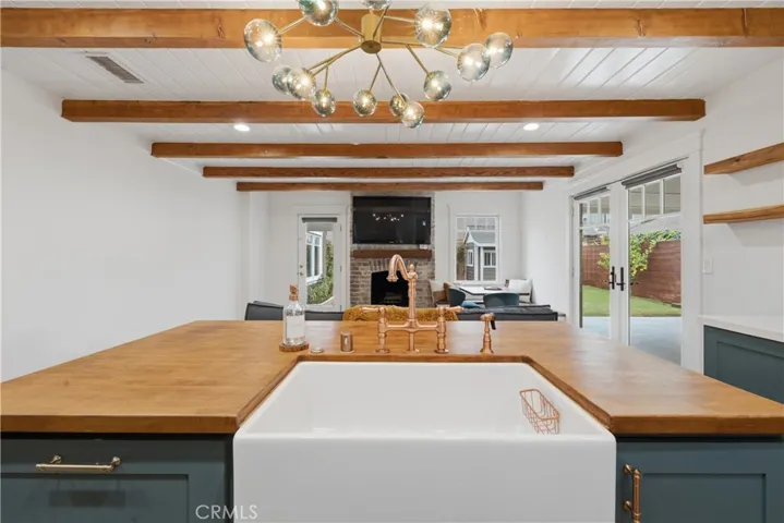 5559 E Monlaco, Long Beach, California 90808