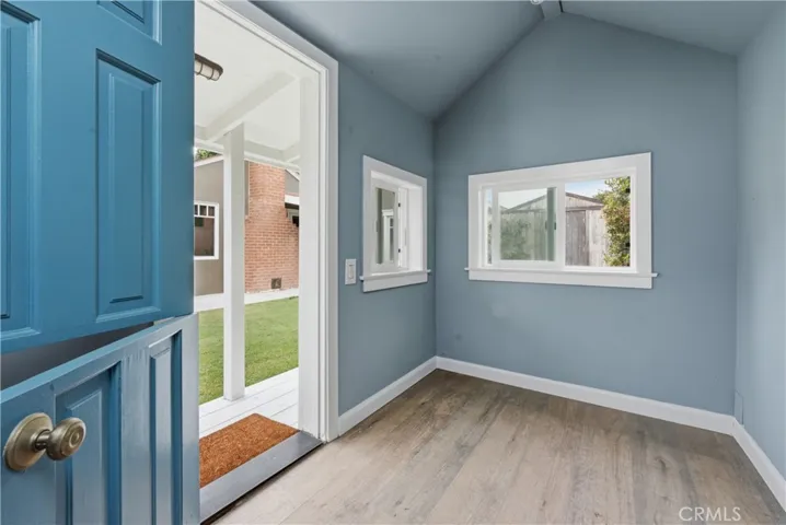 5559 E Monlaco, Long Beach, California 90808