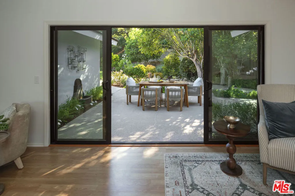 Indoor/Outdoor Flow