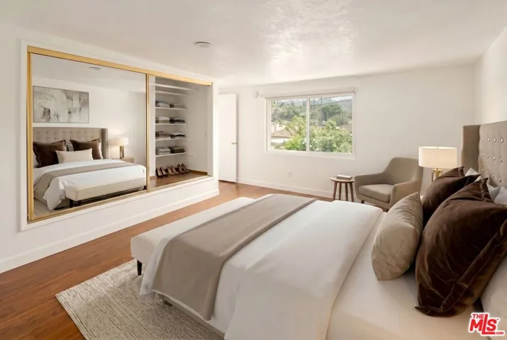 Primary Suite - Virtually Stag