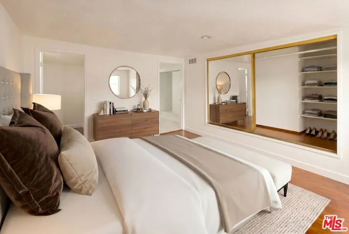 Primary Suite - Virtually Stag