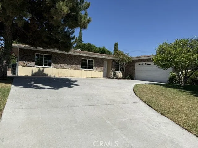 1560 N Vista, Rialto, California 92376