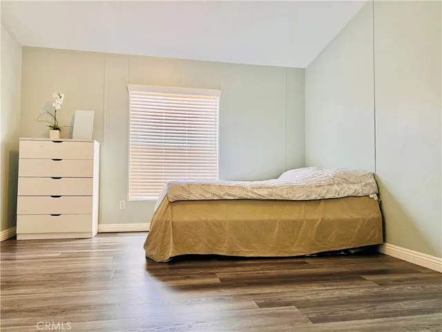 Master bedroom - view 1