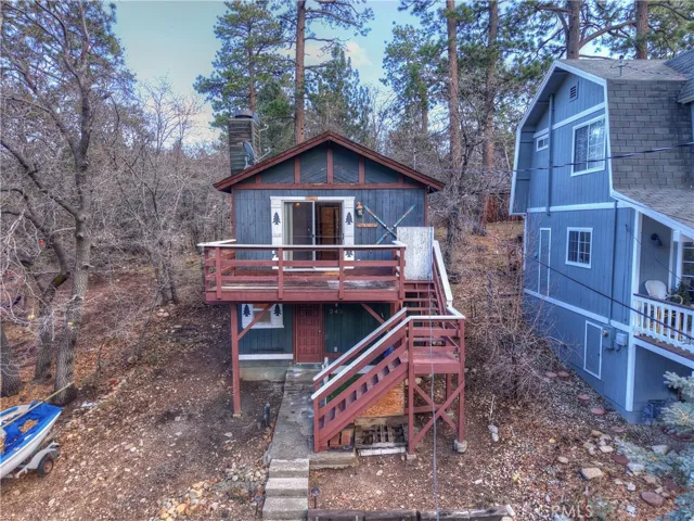 245 Vista, Sugarloaf, California 92386
