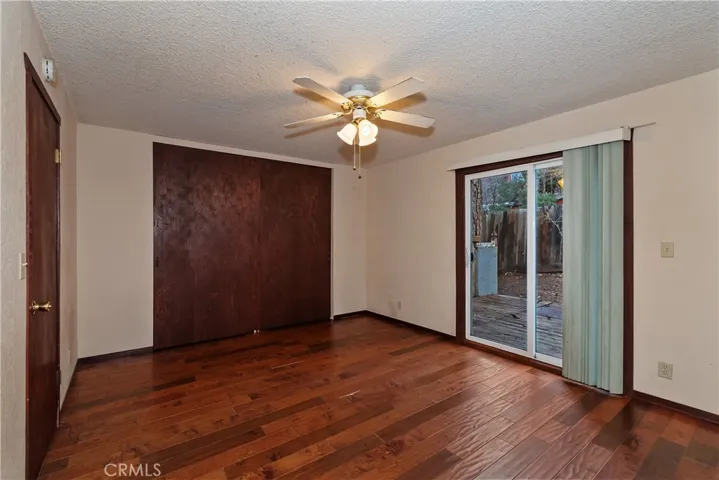 245 Vista, Sugarloaf, California 92386