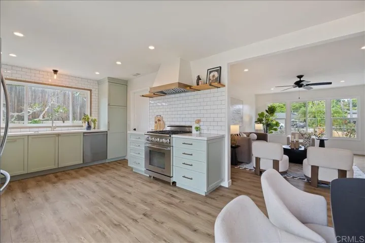 2704 Merlin Place, Oceanside, California 92054