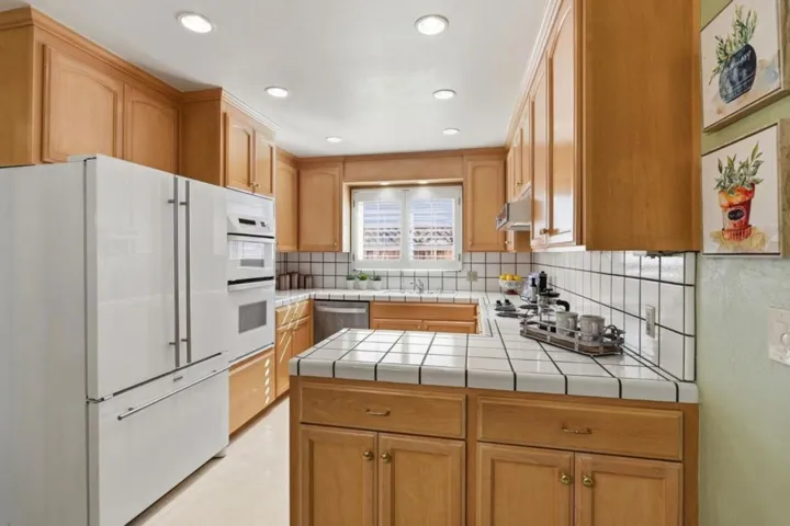 1657 Sweetbriar Drive, San Jose, California 95125