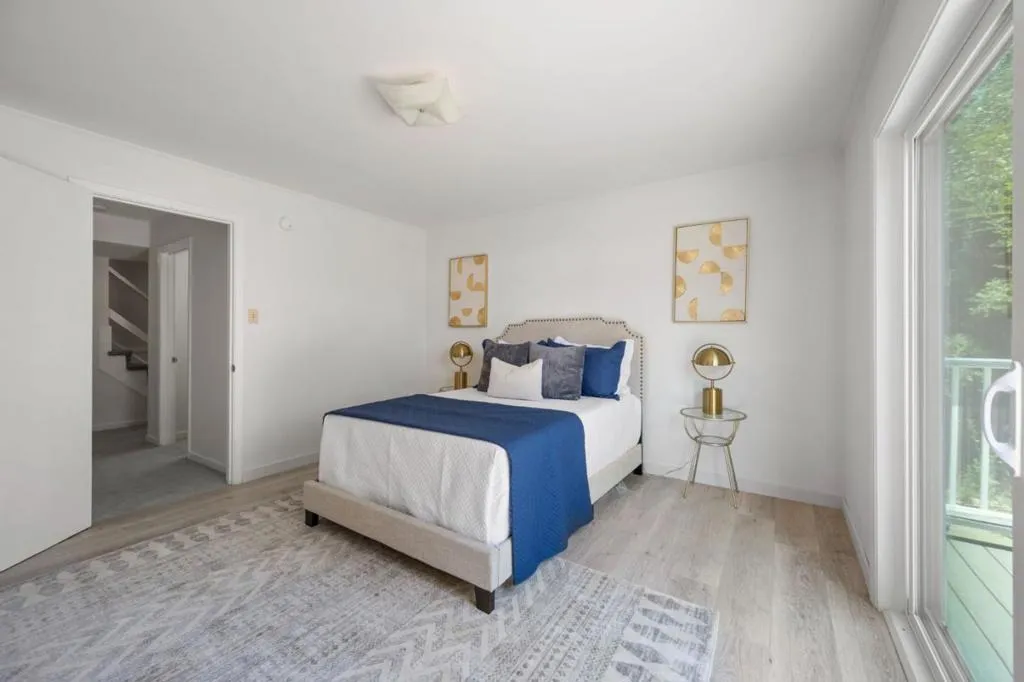 3rd Bedroom with new Flooring & Access to Patio & Pool