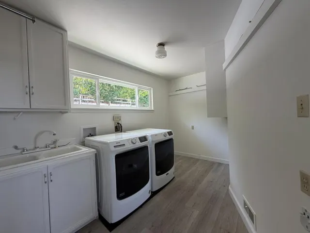 Upper Laundry Room