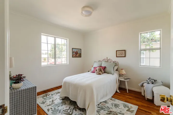 793 Figueroa Drive, Altadena, California 91001