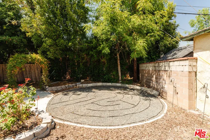 793 Figueroa Drive, Altadena, California 91001