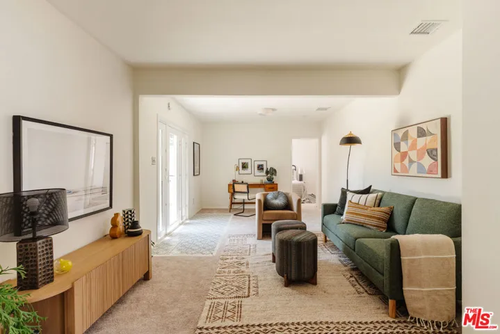 793 Figueroa Drive, Altadena, California 91001