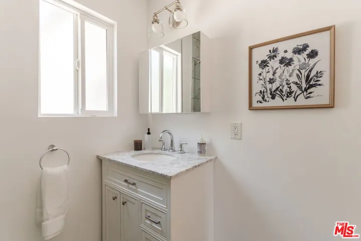 793 Figueroa Drive, Altadena, California 91001