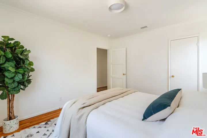 793 Figueroa Drive, Altadena, California 91001