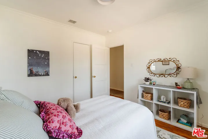 793 Figueroa Drive, Altadena, California 91001