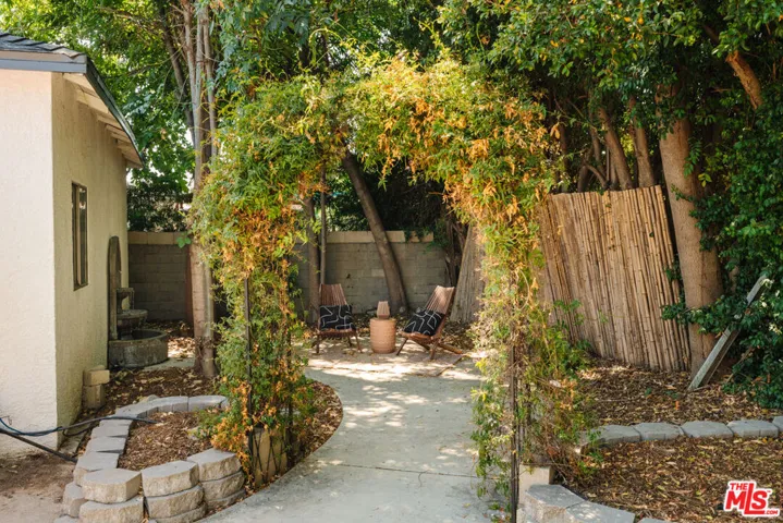 793 Figueroa Drive, Altadena, California 91001