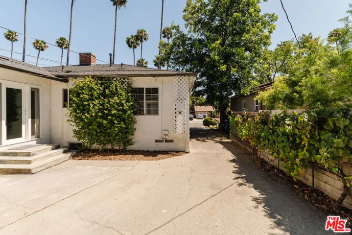 793 Figueroa Drive, Altadena, California 91001