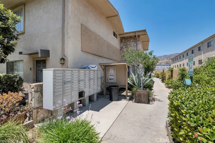 1620 N San Fernando, Burbank, California 91504