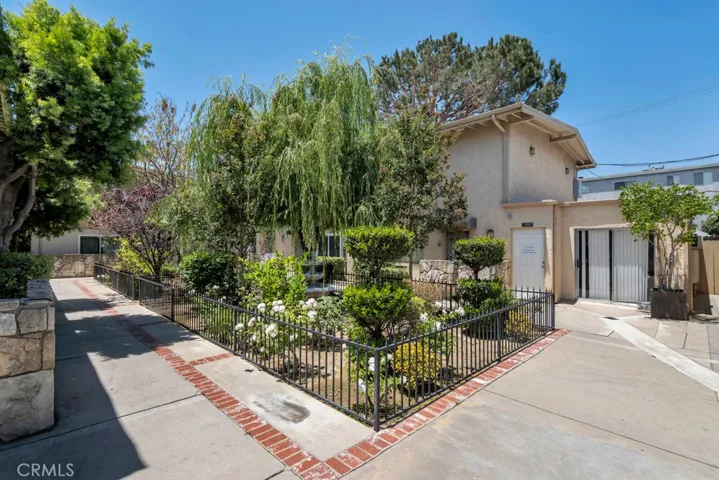 1620 N San Fernando, Burbank, California 91504