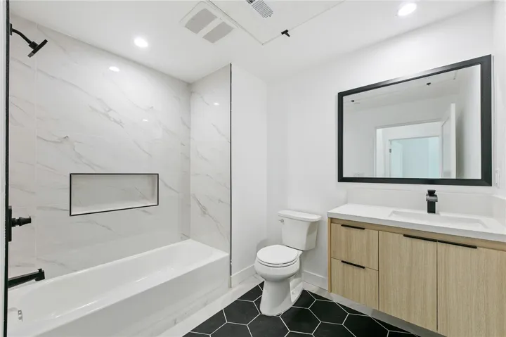 1023 E 28th, Los Angeles, California 90011