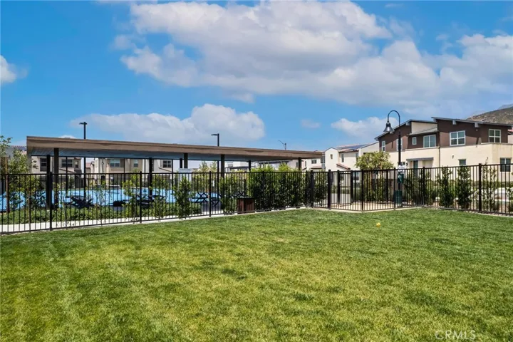 15942 Sparrow Court, Fontana, California 92336