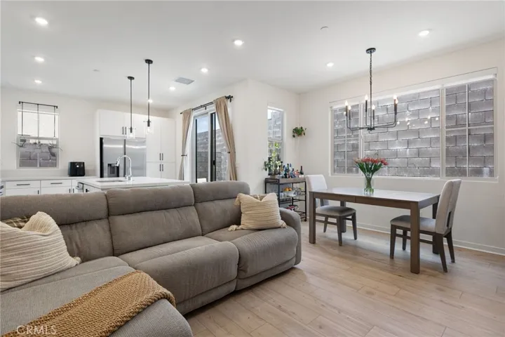 15942 Sparrow Court, Fontana, California 92336