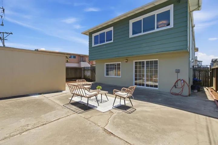201 Springdale Drive, Pacifica, California 94044