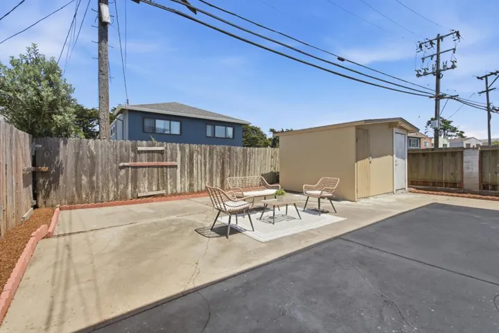 201 Springdale Drive, Pacifica, California 94044