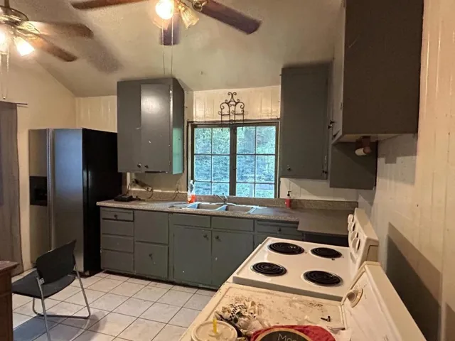 12715 Irwin Way, Boulder Creek, California 95006