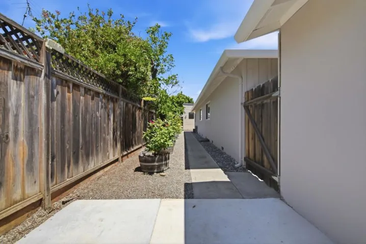1479 Holt Avenue, Los Altos, California 94024