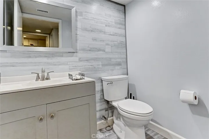 Downstairs Bathroom.