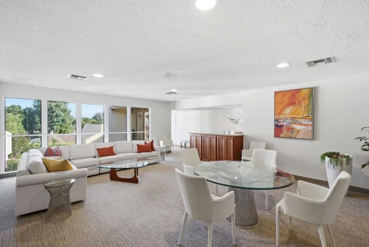 226 W Edith Avenue 33, Los Altos, California 94022