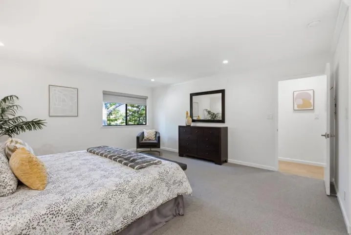 226 W Edith Avenue 33, Los Altos, California 94022
