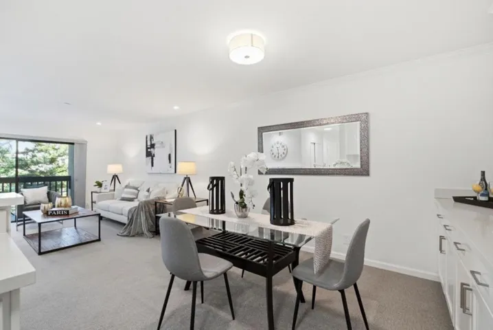 226 W Edith Avenue 33, Los Altos, California 94022