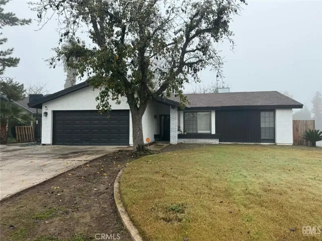 7517 Hachita Court, Bakersfield, California 93309