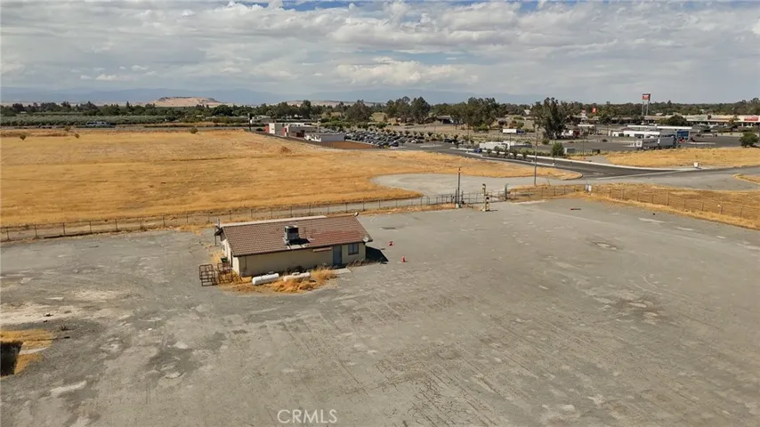 HWY 5 close by.